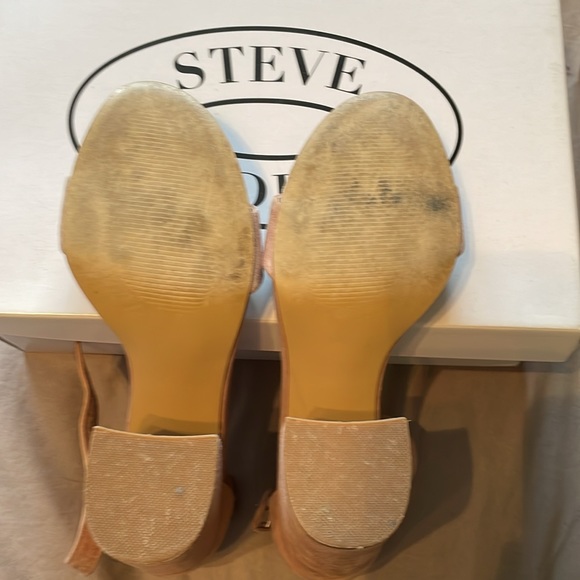 Steve Madden Joss Suede Sandals - Picture 6 of 7